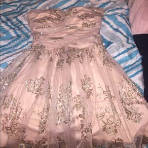 Homecomig dress size small by deb