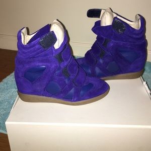 💯 % authentic Isabel Marant sneaker wedge.