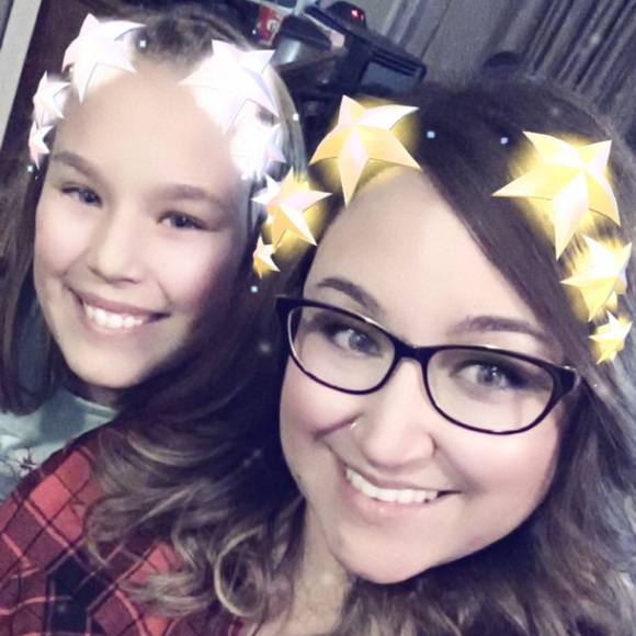 Meet your Posher, Ashley - Picture 3 of 4