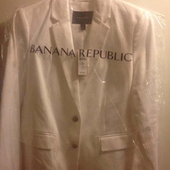 Banana Republic all white blazer