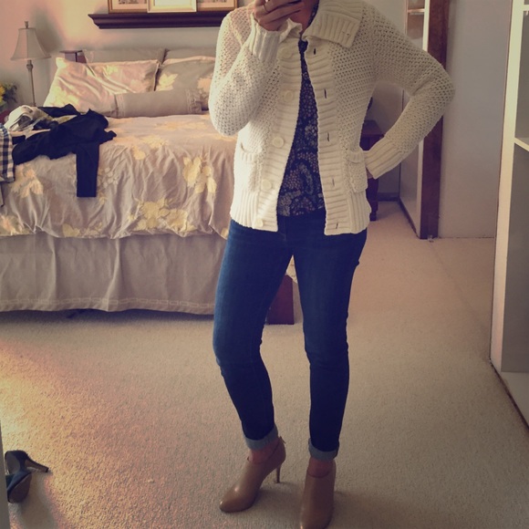 Chunky ivory Caslon button-up sweater - cozy!