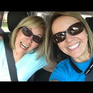 Meet your Posher, Kelly