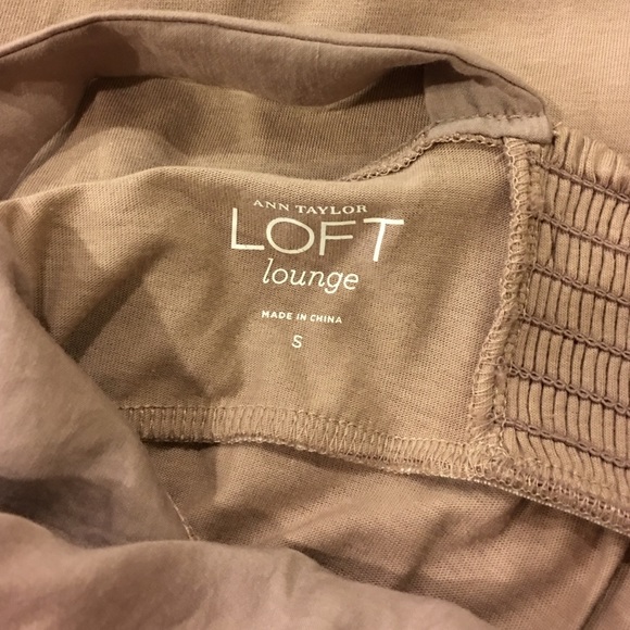 Loft dresses - Picture 4 of 4