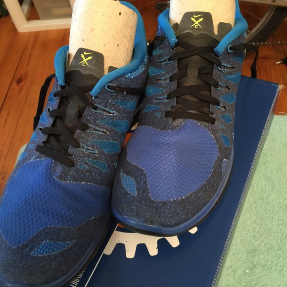 Nike free 5.9