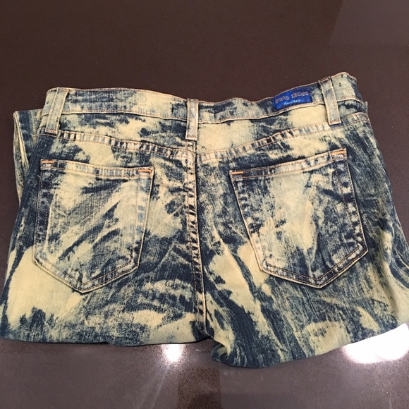 Jeans - Picture 3 of 3