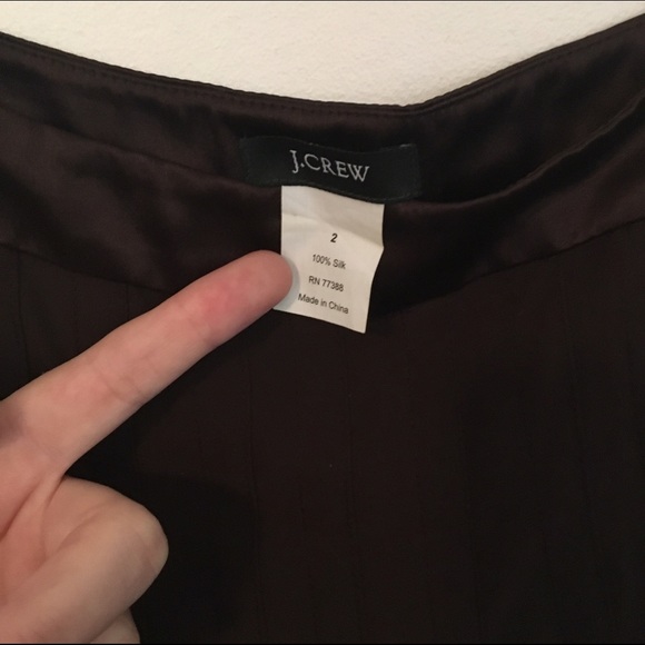 SILK J. Crew darted/pleated skirt - Picture 3 of 3