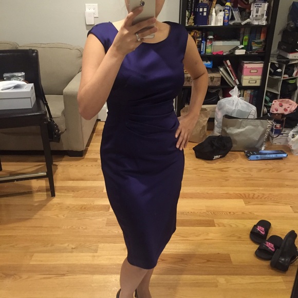 Lauren Ralph Lauren cap-sleeved satin sheath dress - Picture 3 of 4