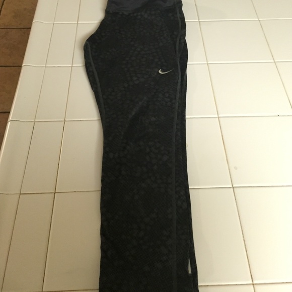 Nike dri fit leggings