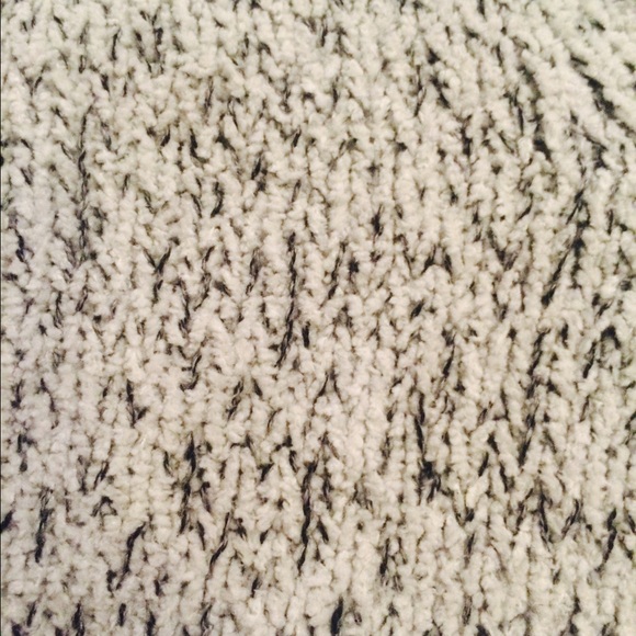 Extra Soft Cardi - Picture 2 of 4