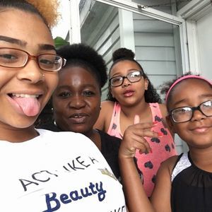 Meet your Posher, Cherry-anne