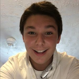 Meet your Posher, Chase