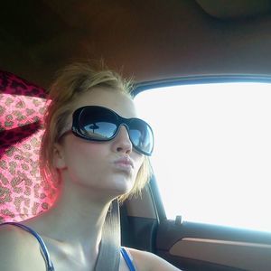 Meet your Posher, Hailey