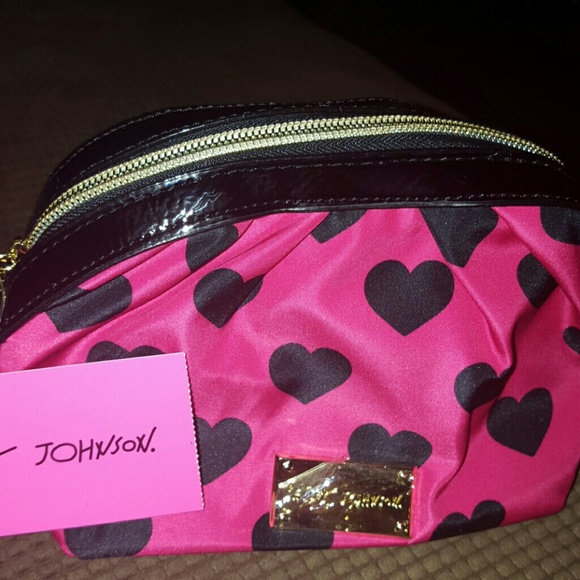 👛Betsey Johnson👛