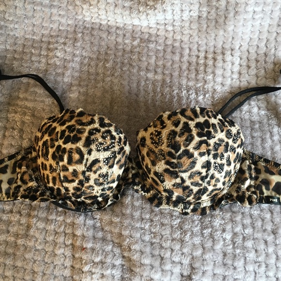 VS PINK Leopard print bra