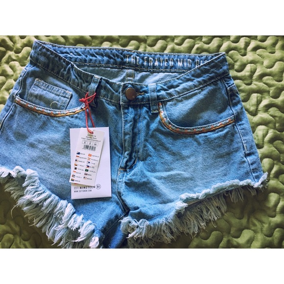 High Rise Shorts - Picture 2 of 2