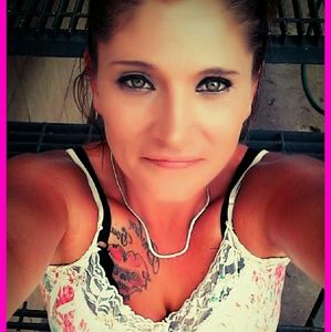 Meet your Posher, Natasha