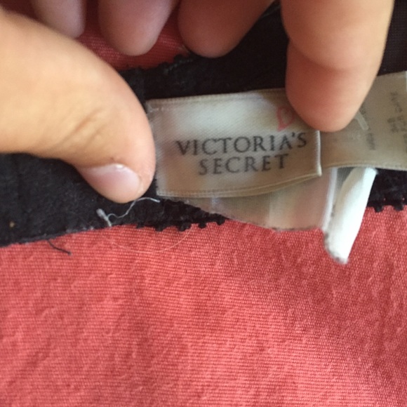 Victoria's Secret bra - Picture 2 of 2