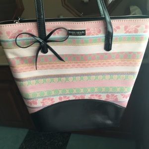 Kate Spade ♠️ purse! EUC!!🎀 Offers Welcome ‼️