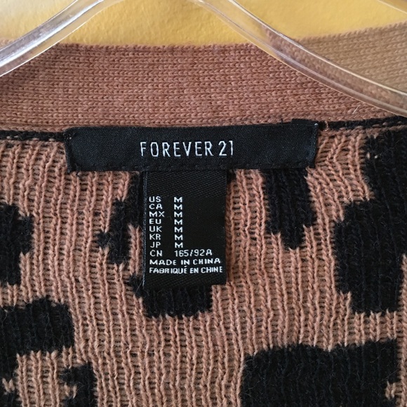 🐯studded cheetah sweater🐯 - Picture 3 of 3