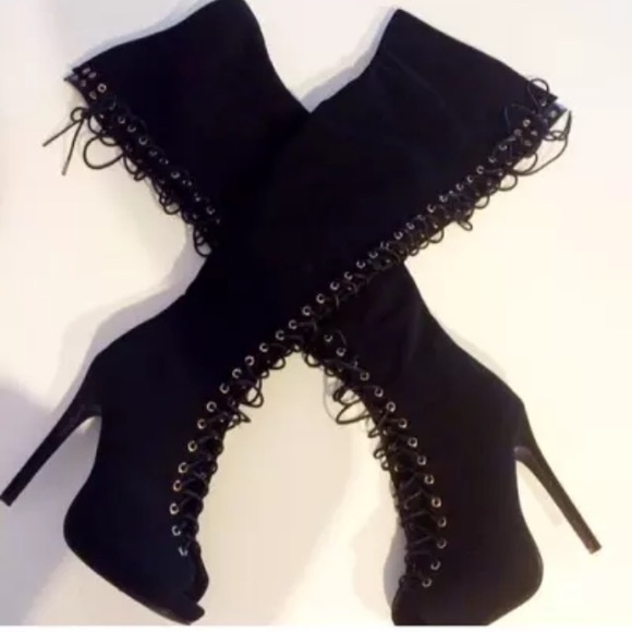 Thigh high Boots