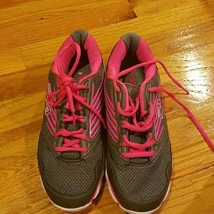 **SOLD** FILA sneakers