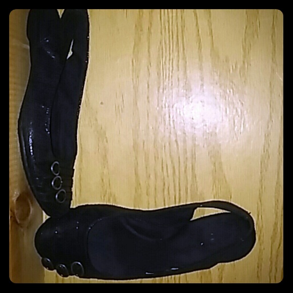 Dr Scholls Buckle Toe Flats