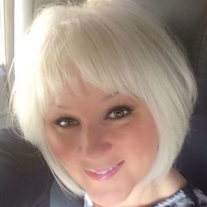 Meet your Posher, Gina