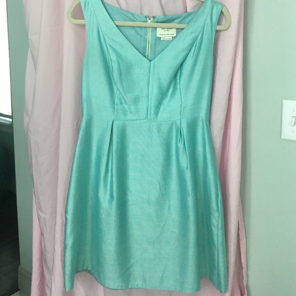 Two dresses - Picture 3 of 4