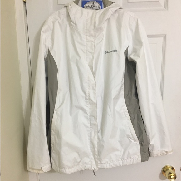 XL White Columbia rain jacket