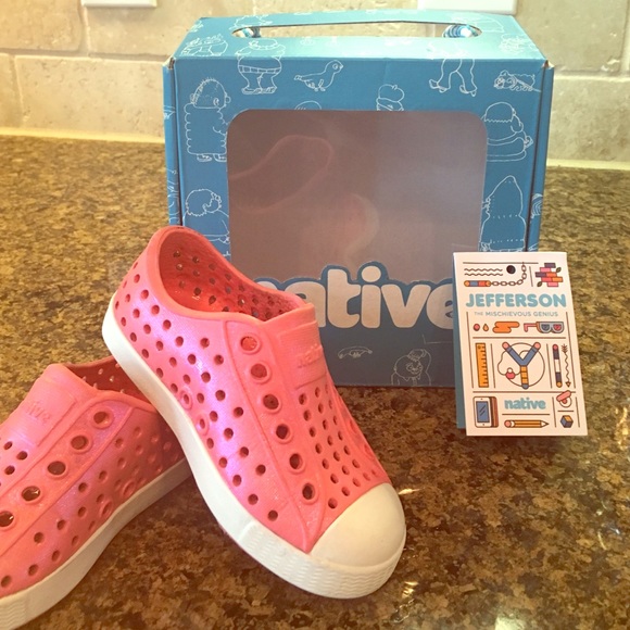 Native Size 5 Iridescent Snapper Red Jefferson