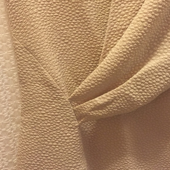 XS Cream wrap dress - Picture 3 of 4