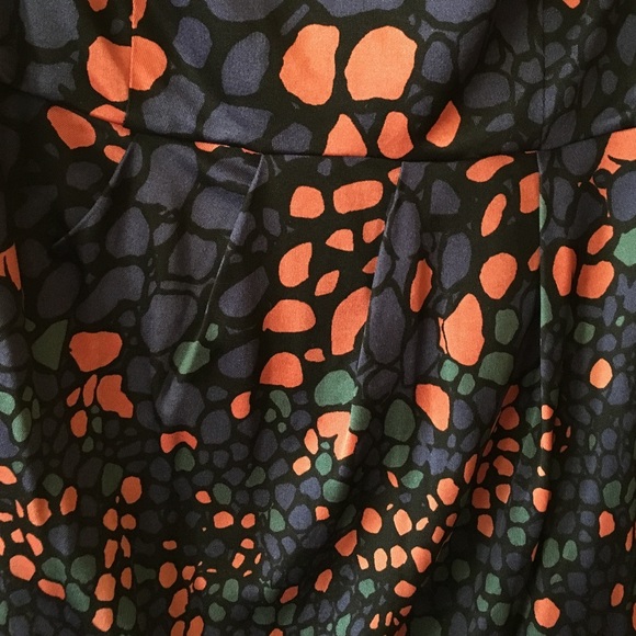 SOLD SOLD SOLD patterned Tibi mini 👗💋 - Picture 2 of 4