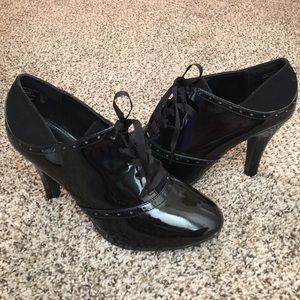 Lace Up ankle/bootie style pumps