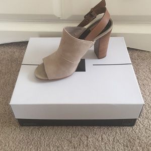 Tan dolce vita heels 41/2 inches tall