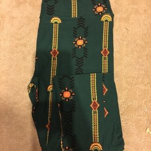 Green Aztec leggings TC
