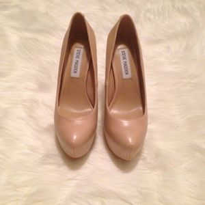 Steve Madden dejavu pump heels