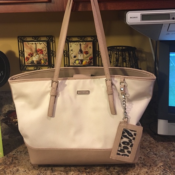 Nine West purse