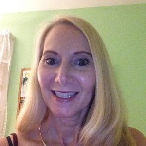 Meet your Posher, Alysia