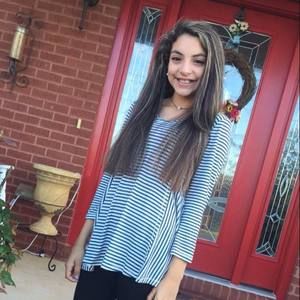 Meet your Posher, Elizabeth