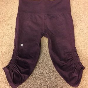 Lululemon crops size 8 excellent condition
