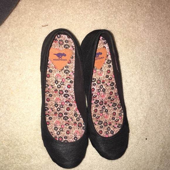Black flats