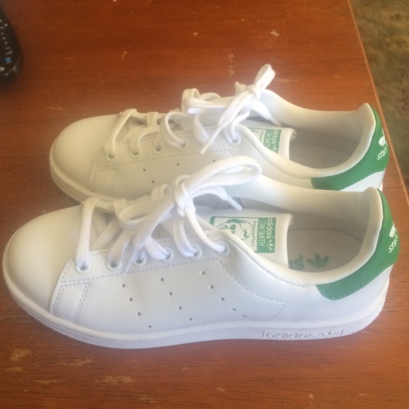 Adidas Stan Smith Tennis Shoe