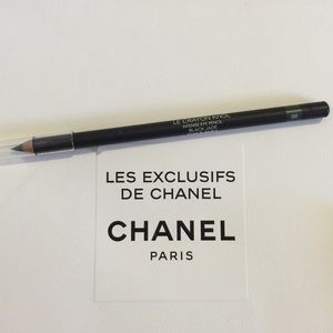 New Chanel Intense Eye Pencil in Black Jade