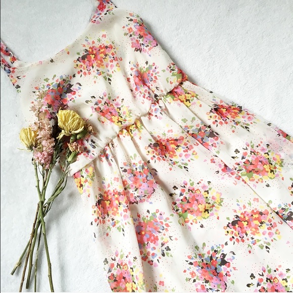 ❤️ 5/$25 White Floral Mini Spring Sleeveless Dress