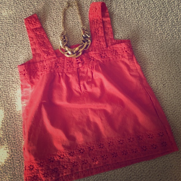 Vintage J. Crew coral top with embroidery detail!