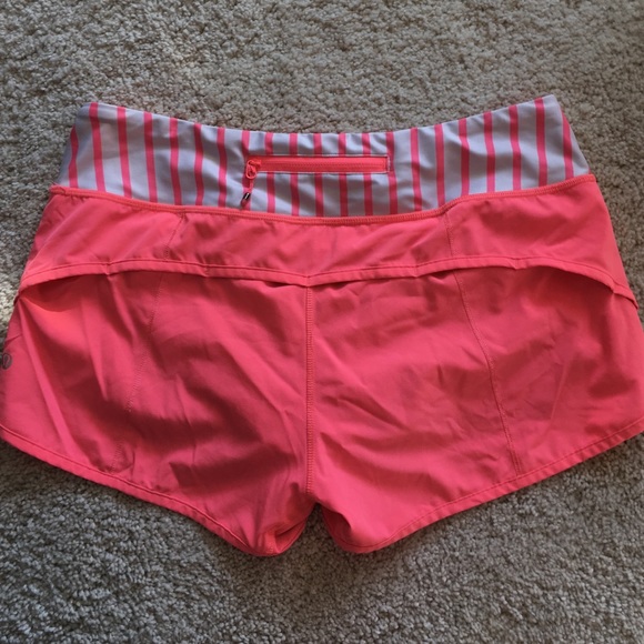 SOLD! Lululemon Speed Shorts 8 - Picture 2 of 3