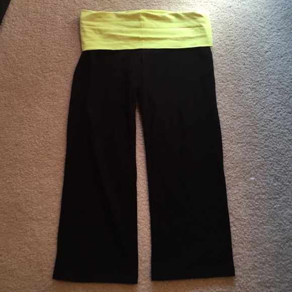 Victoria's Secret yoga capris