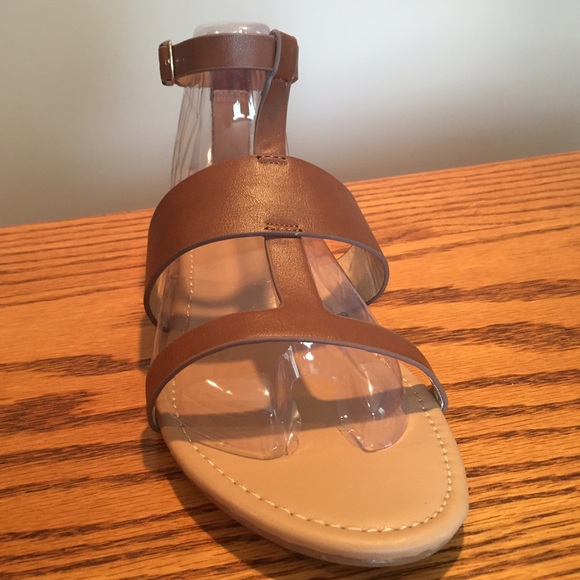 ๐ Dollhouse sandals in Cappuccino - Picture 3 of 5