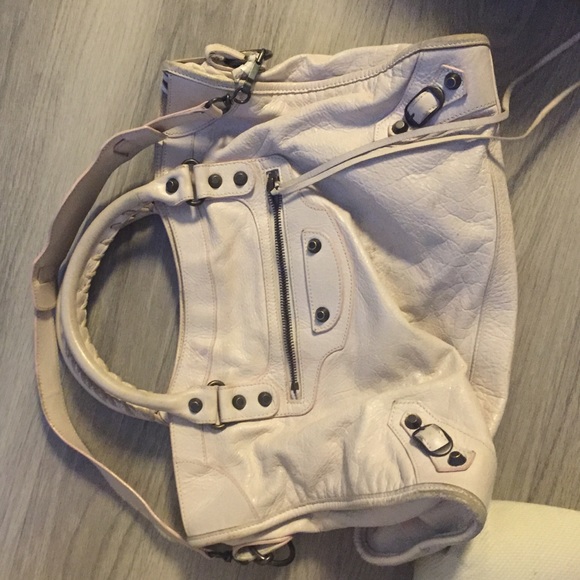 Medium Off-White Balenciaga City