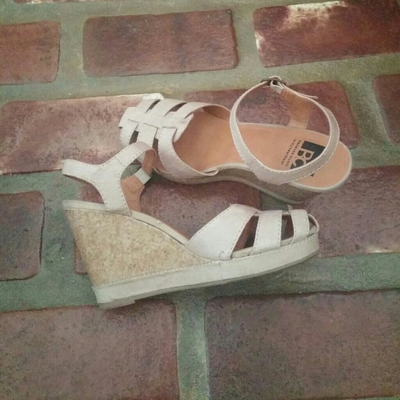 Wedge sandals